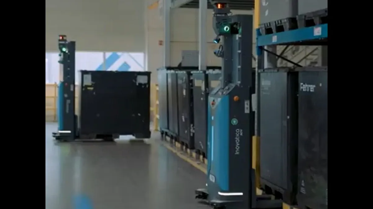 Robot AGV w zakładzie Magna