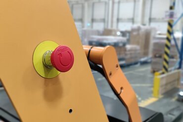 Safety features of autonomous forklifts